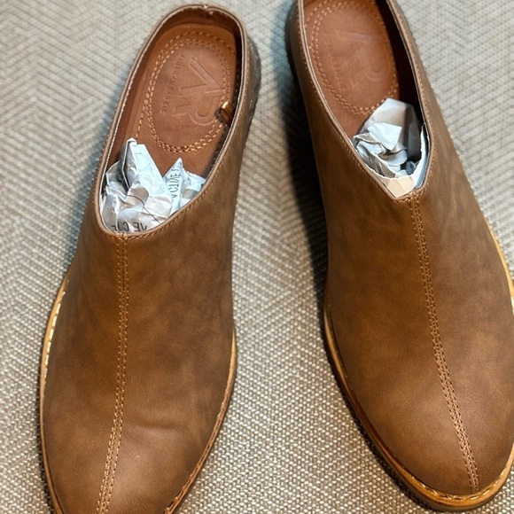 American Rag Mule Clogs Segovia saddle Tan never worn size 8 - Picture 4 of 10